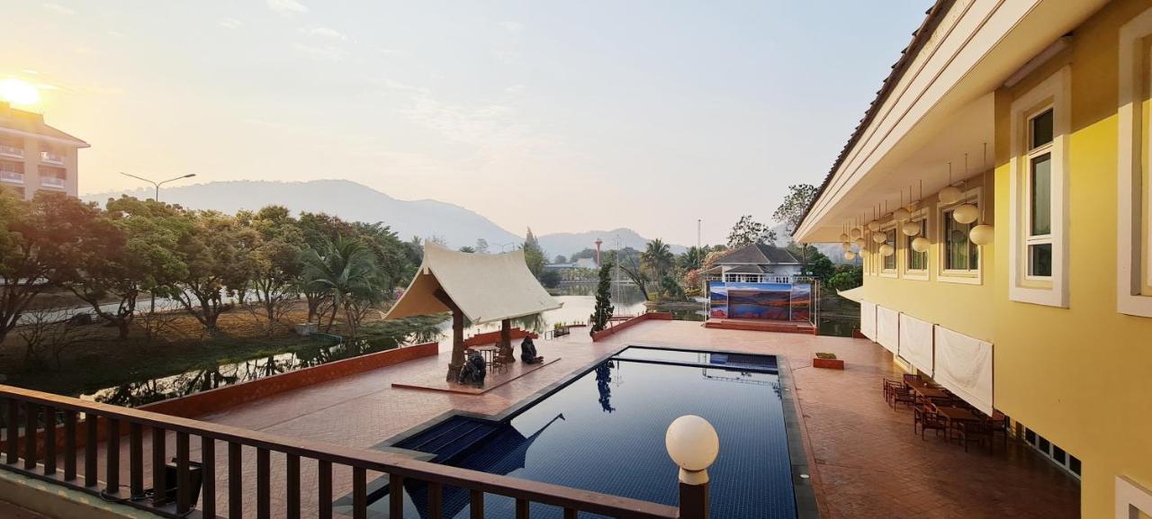 Phu Pha Phung Resort Suan Phueng Exterior foto