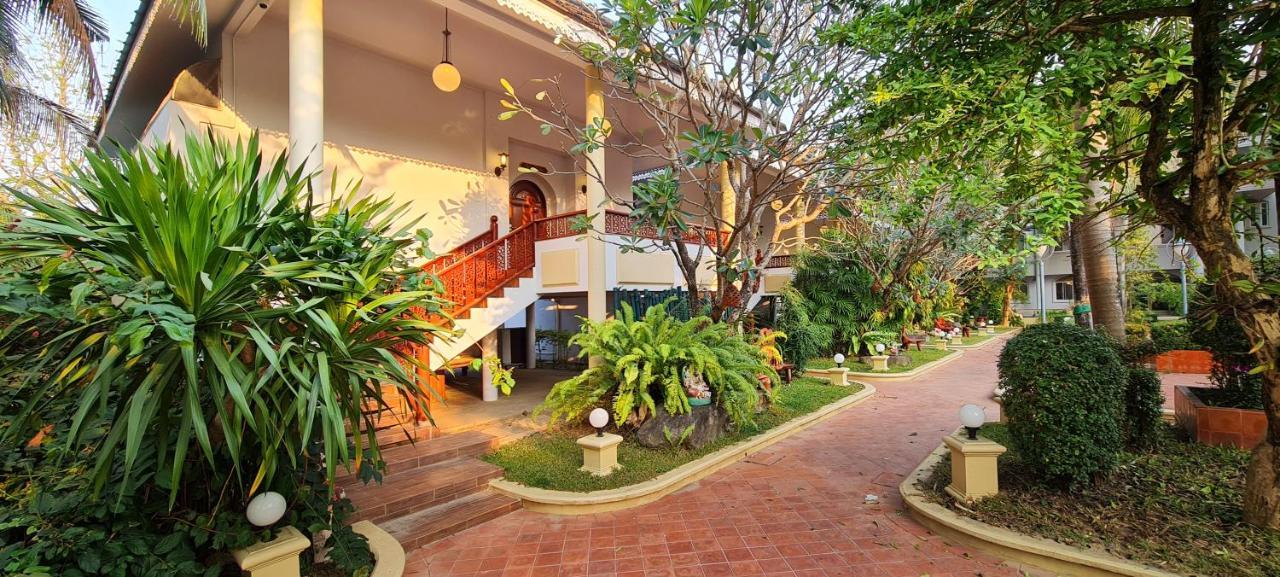 Phu Pha Phung Resort Suan Phueng Exterior foto