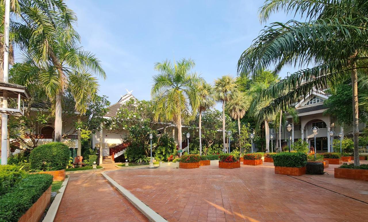 Phu Pha Phung Resort Suan Phueng Exterior foto